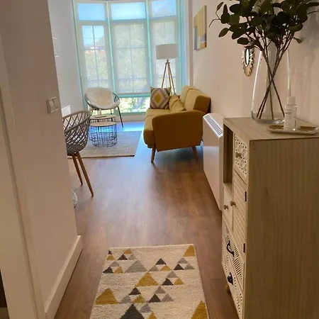 Apartamento Apartment *